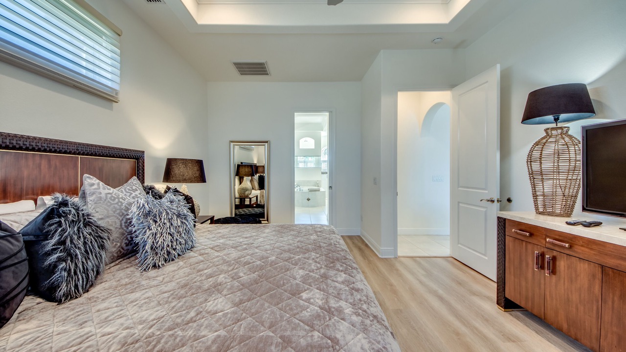 Photo of Bedroom in Eight Lakes