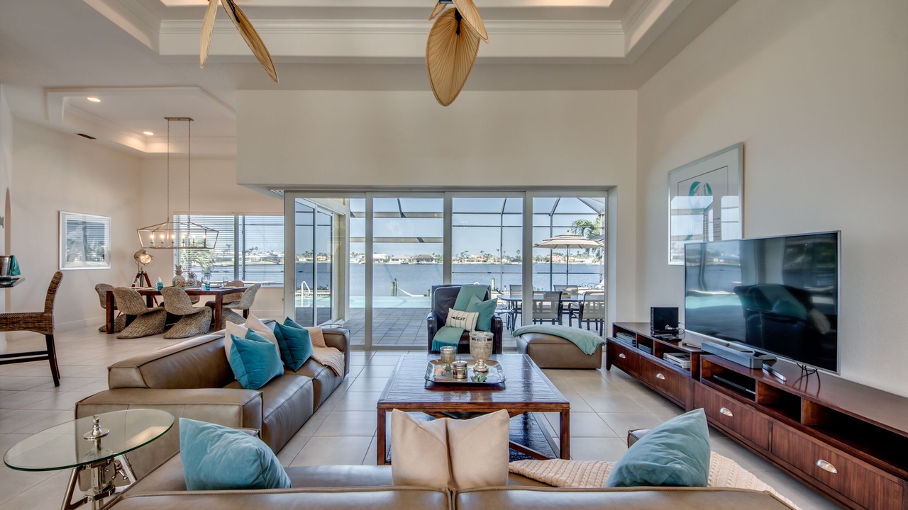 Photo of Livingroom in Eight Lakes