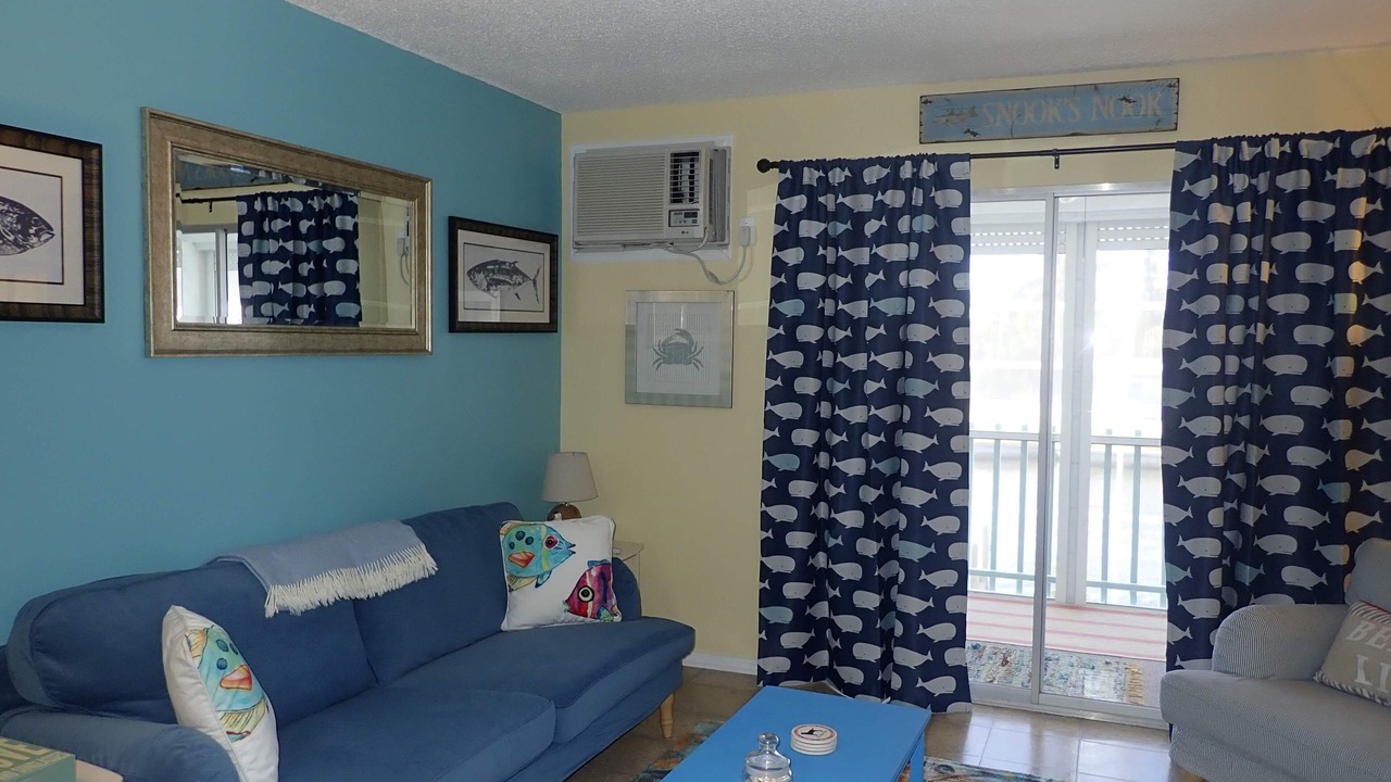 Photo of Bedroom in Saint James City