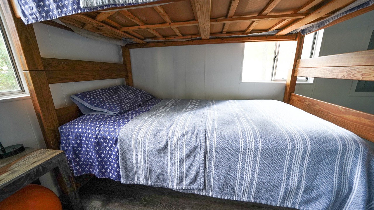 Photo of Bedroom in Dunnellon