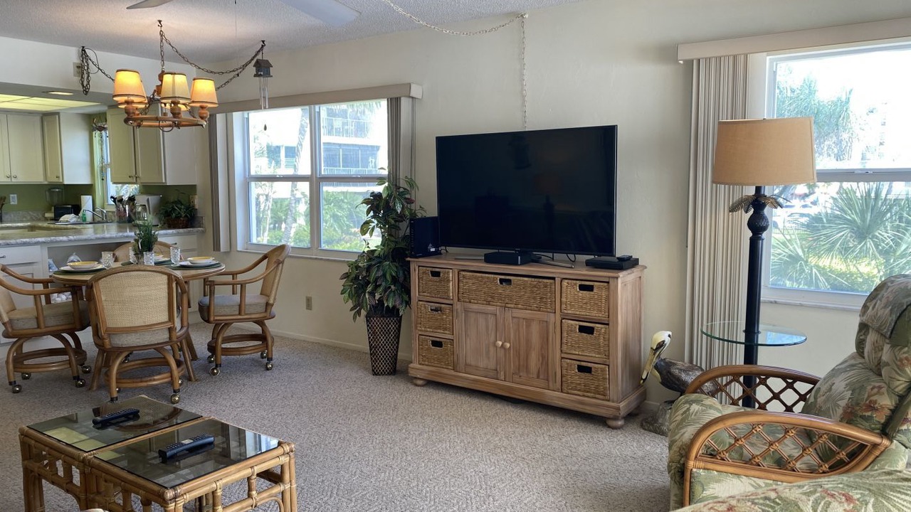 Photo of Livingroom in Fort Myers Beach
