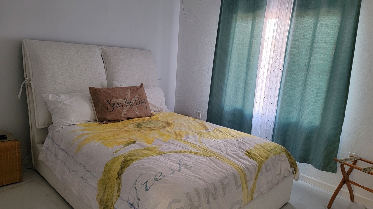Photo of Bedroom in Bonita Shores