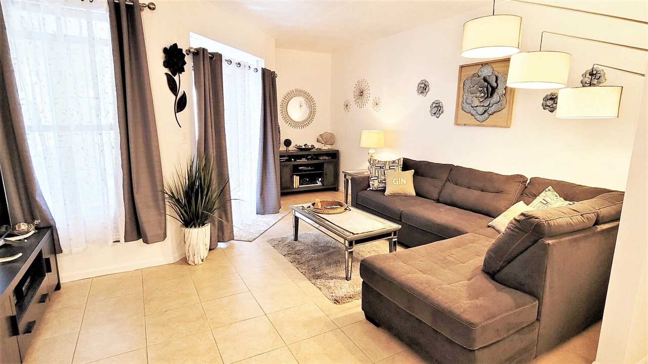 Photo of Livingroom in Clearwater