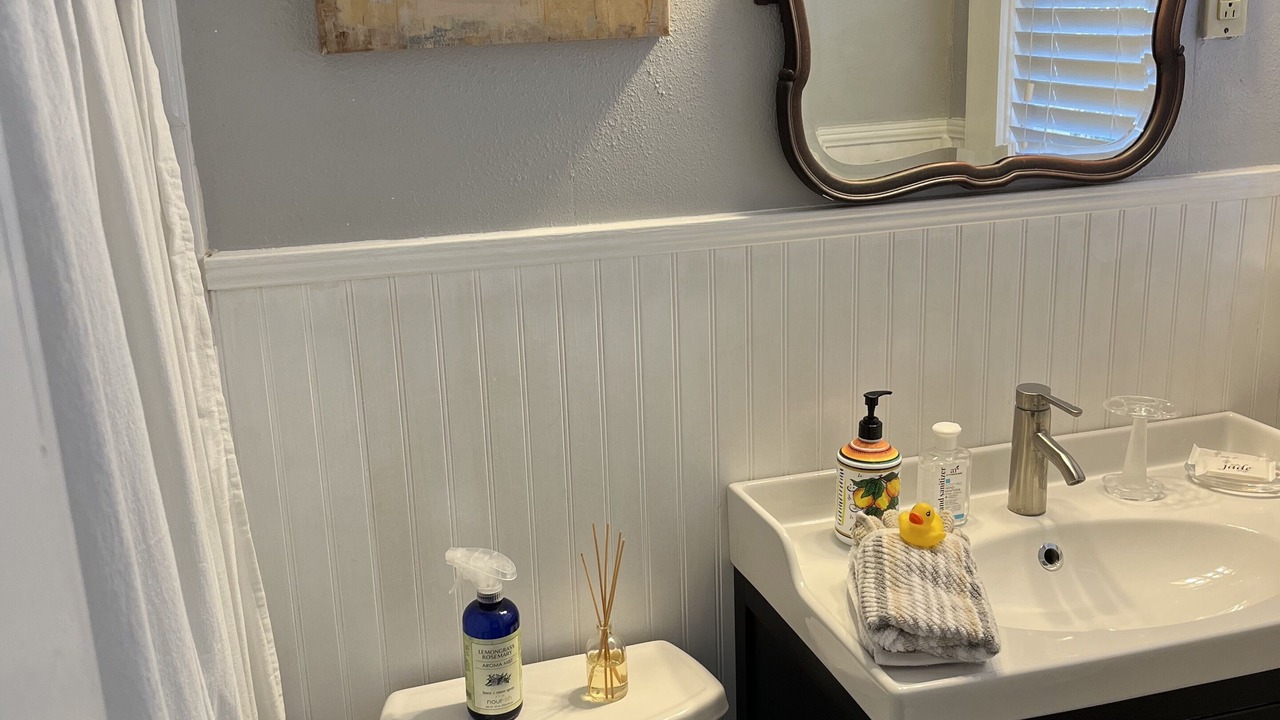 Photo of Bathroom in Tarpon Springs