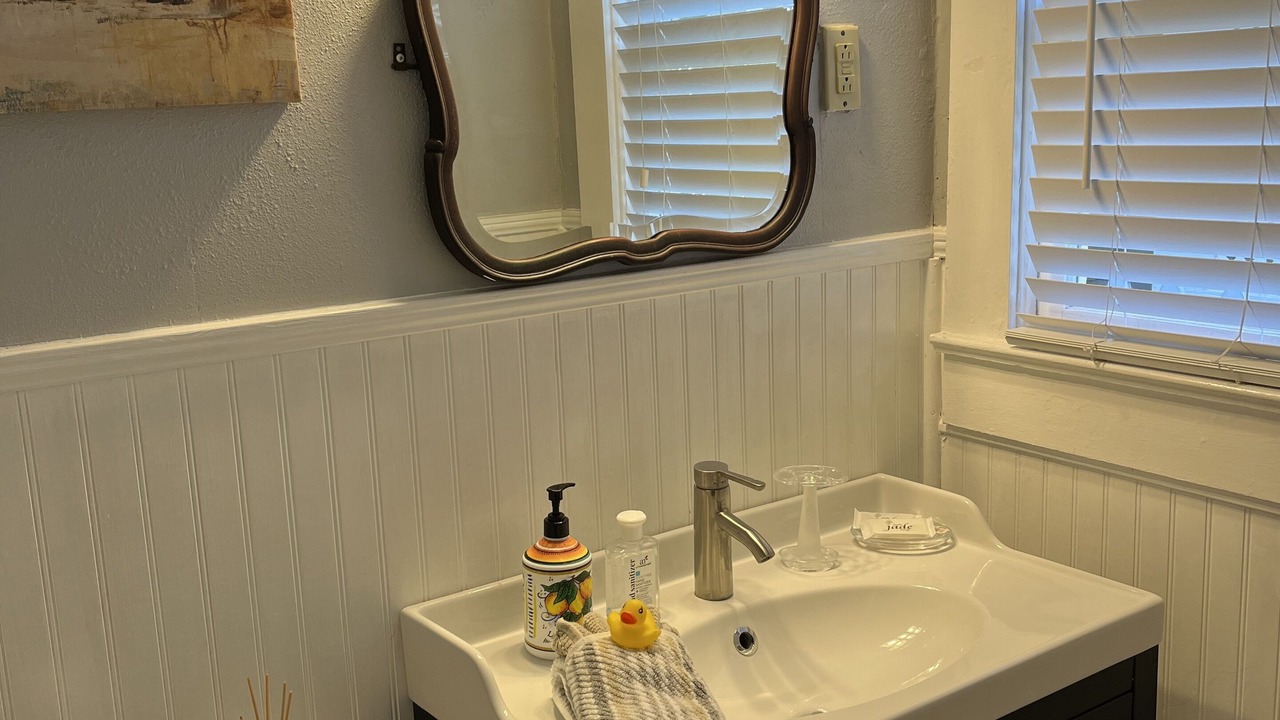 Photo of Bathroom in Tarpon Springs