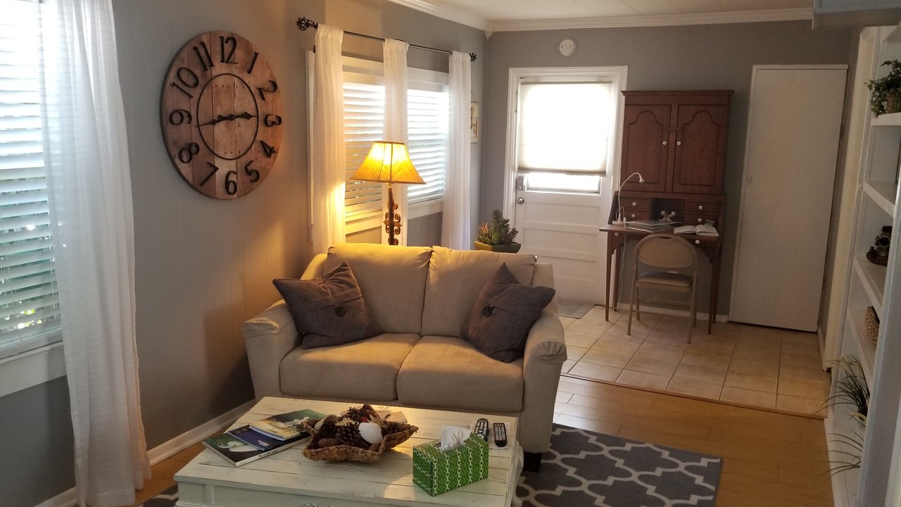 Photo of Bedroom in Tarpon Springs