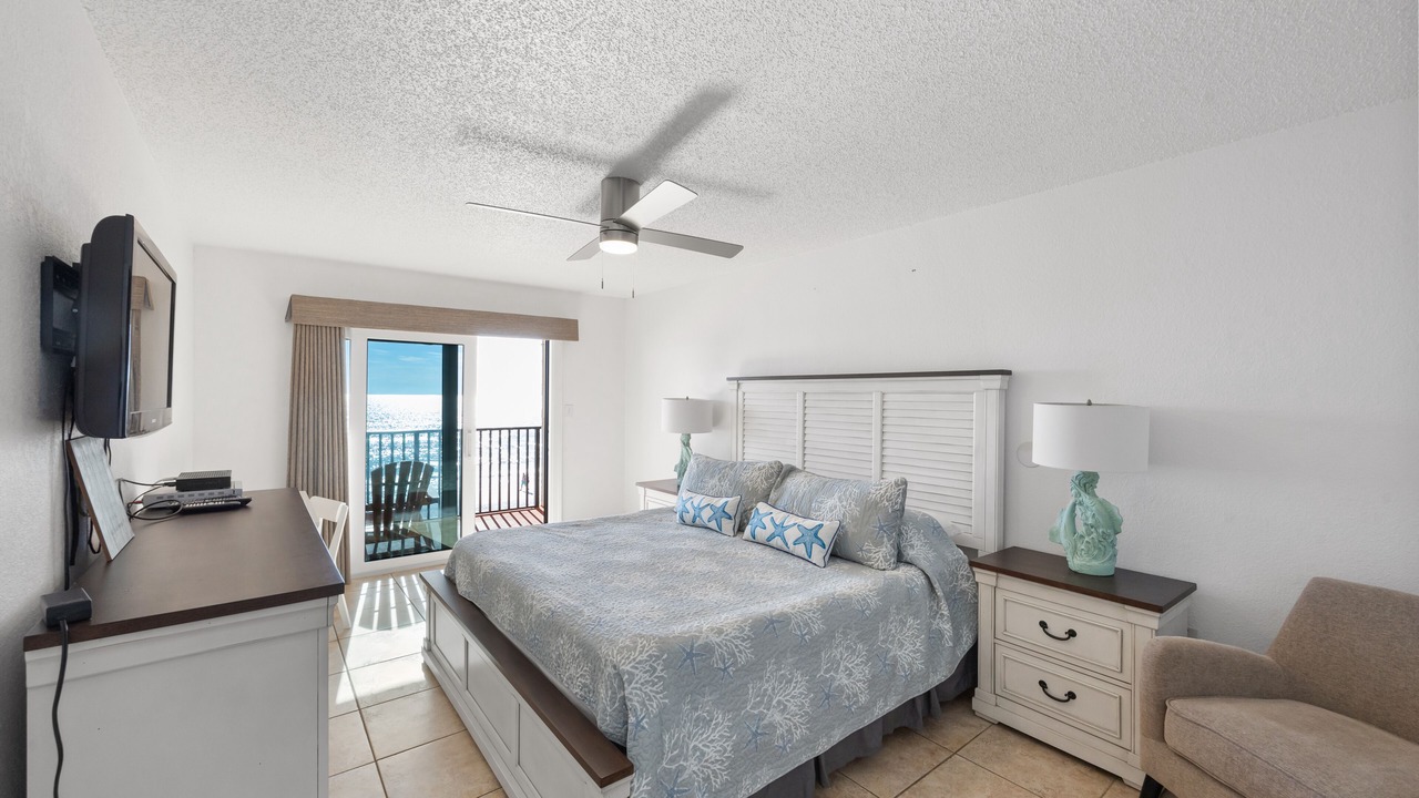 Photo of Bedroom in St. Petersburg - Clearwater