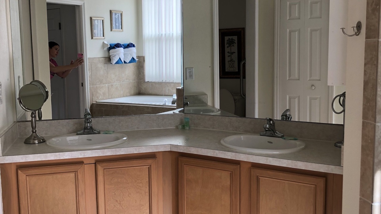 Photo of Bathroom in Calabay Parc