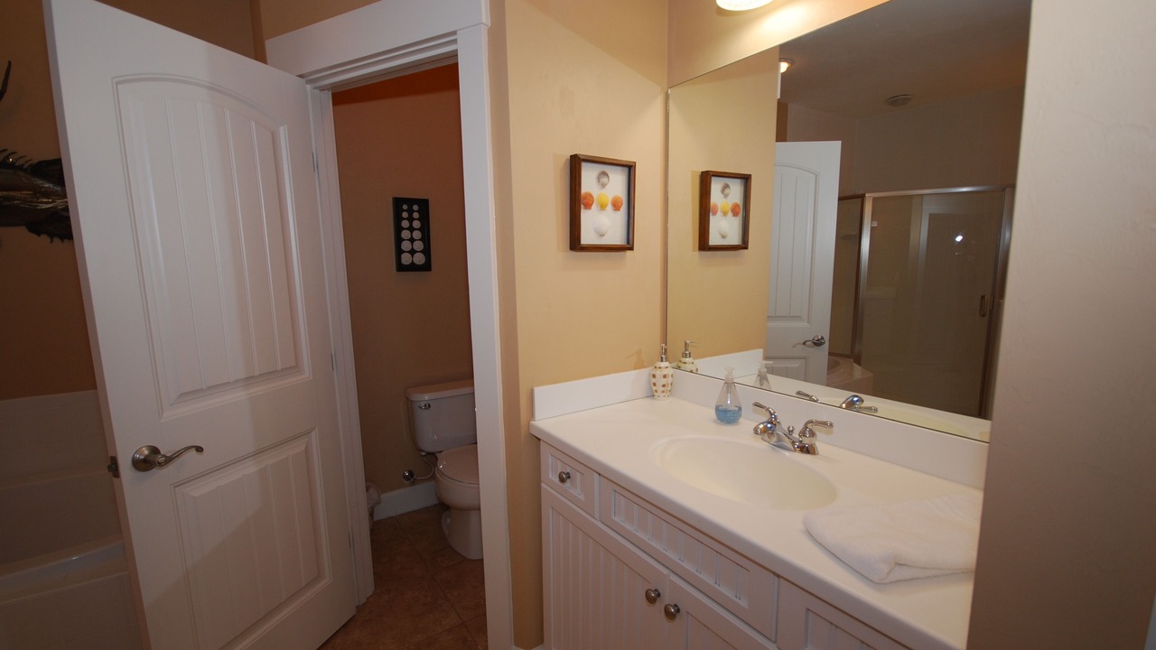 Photo of Bathroom in Steinhatchee