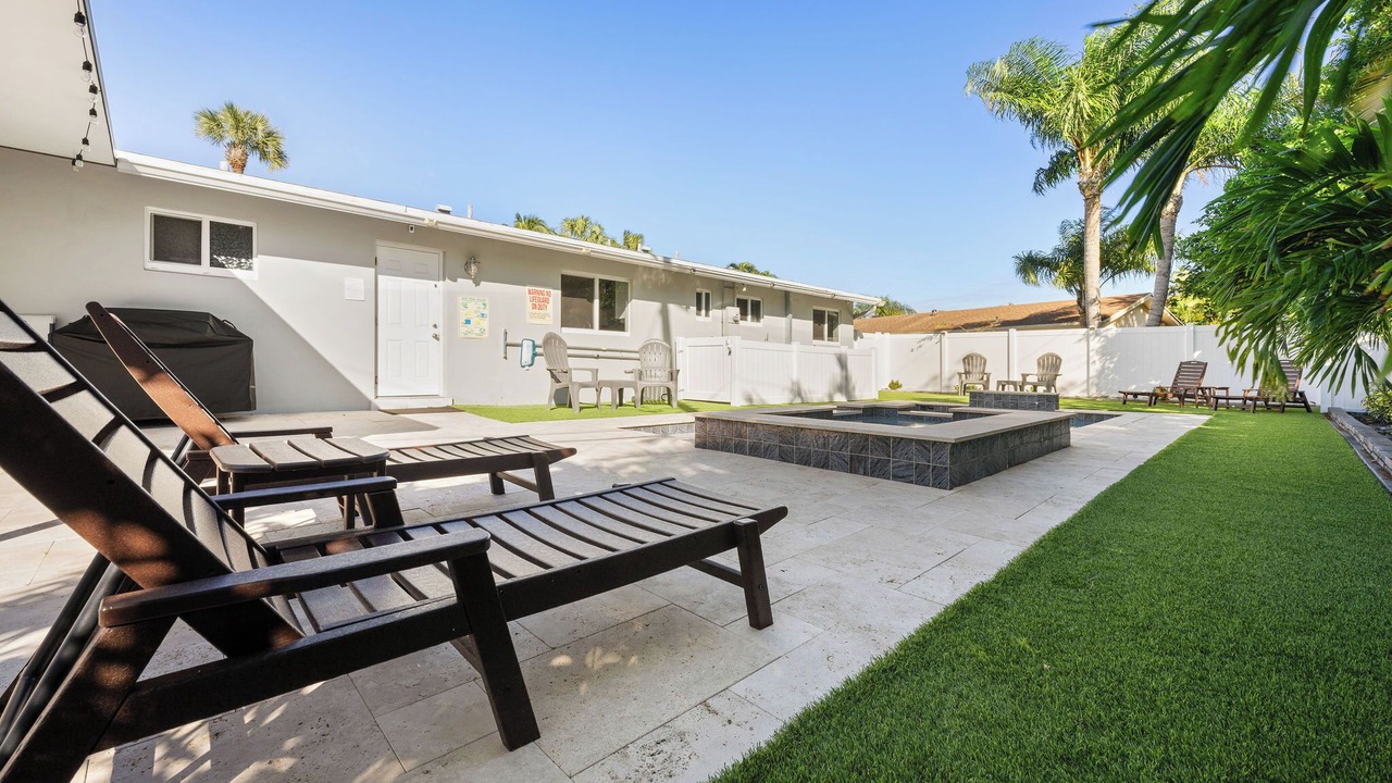 Photo of Patio Balcony in Lighthouse Point