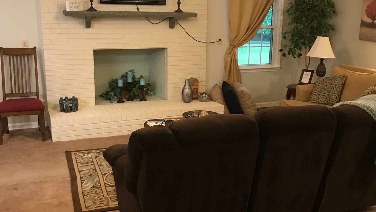 Photo of Livingroom in Carrollton