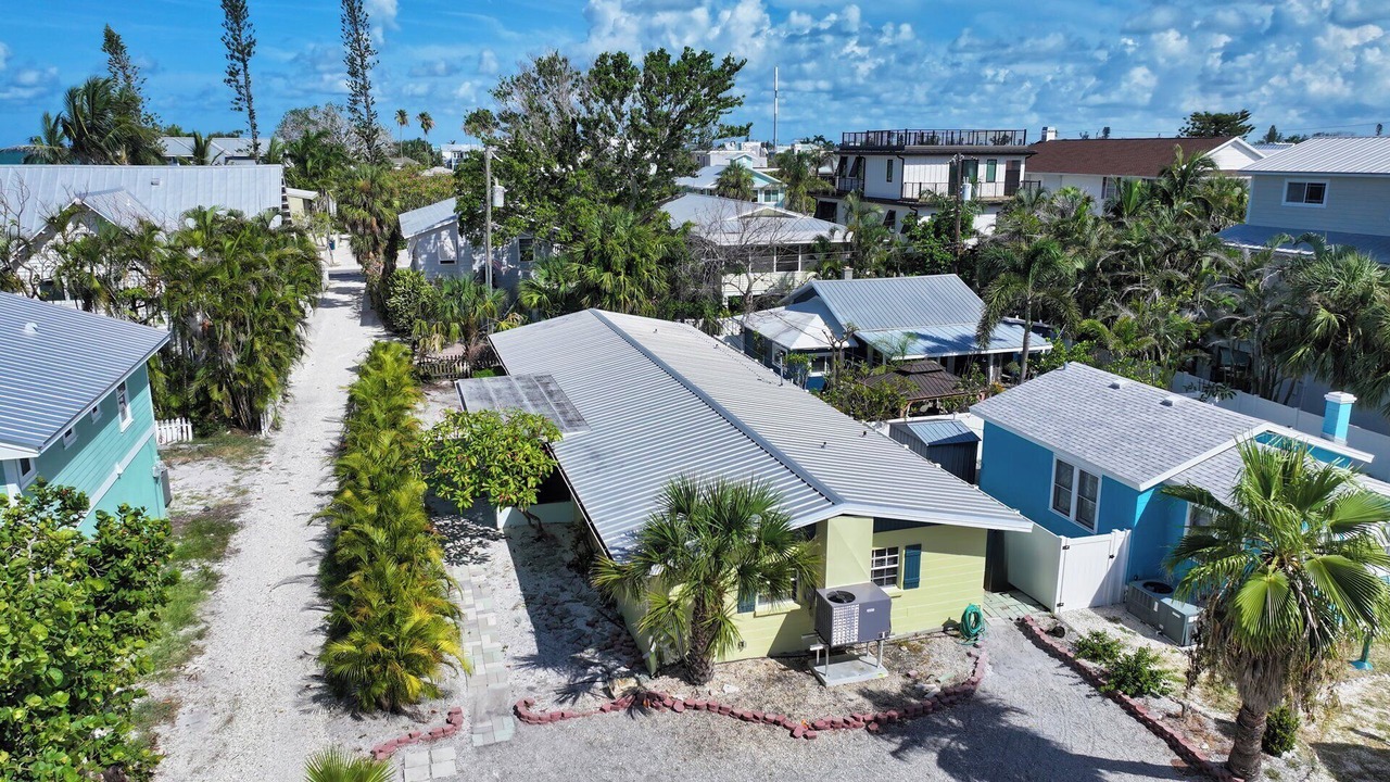 Photo of Others in Anna Maria