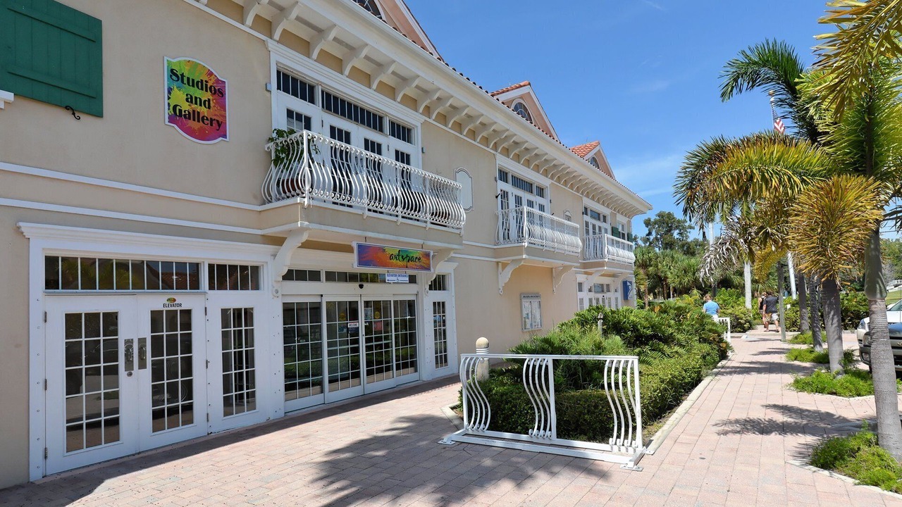 Photo of Others in Anna Maria