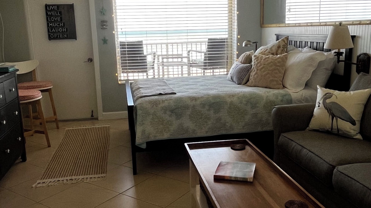 Photo of Bedroom in Lenox Park