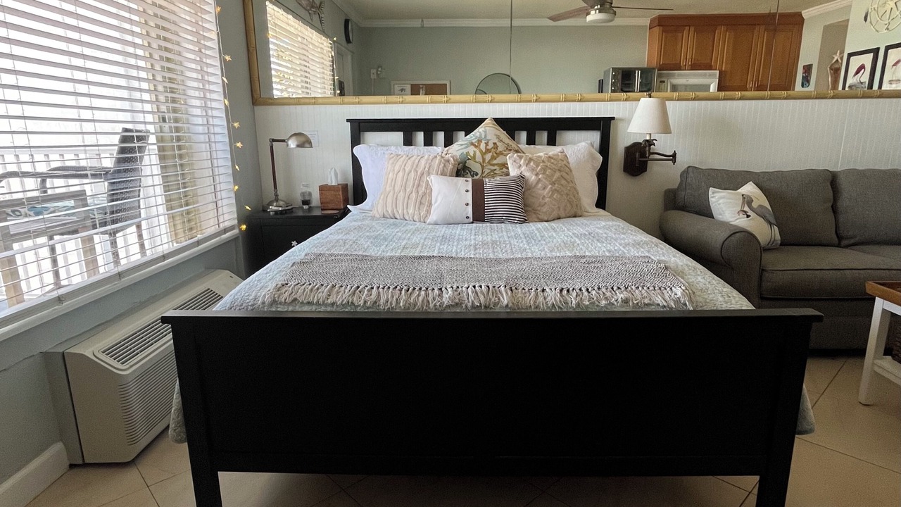 Photo of Bedroom in Lenox Park