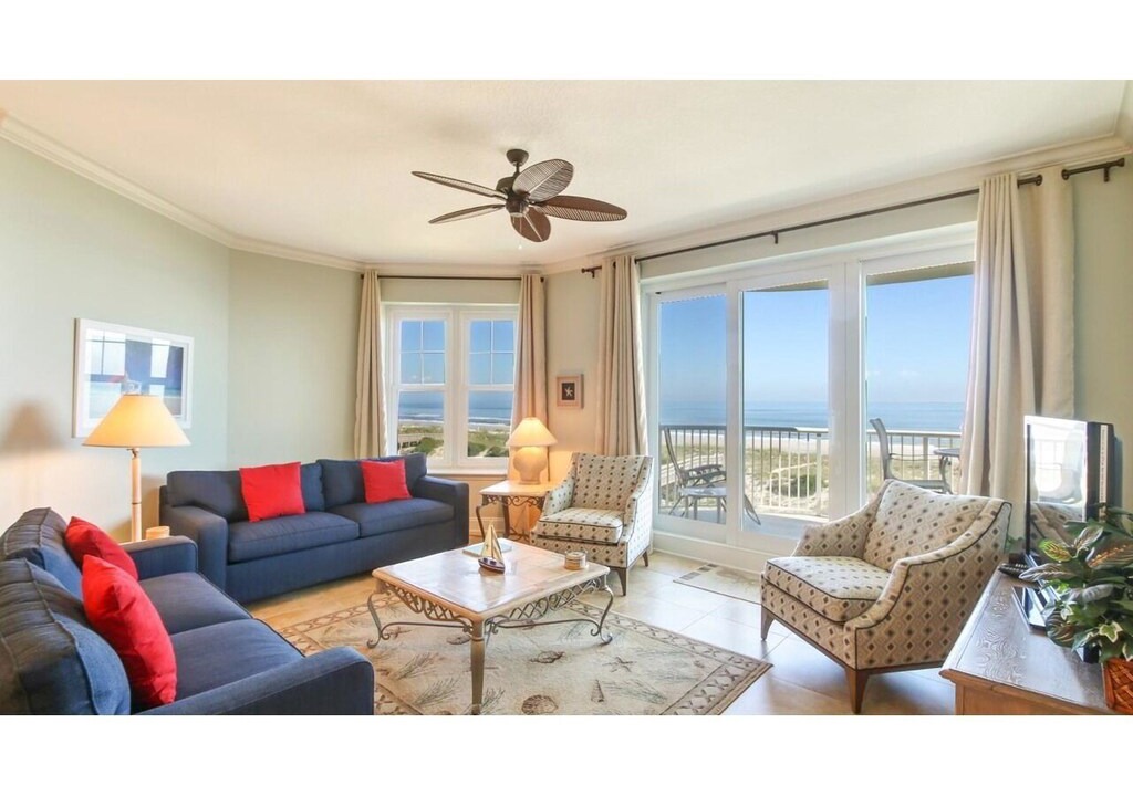 Photo of Livingroom in Amelia City