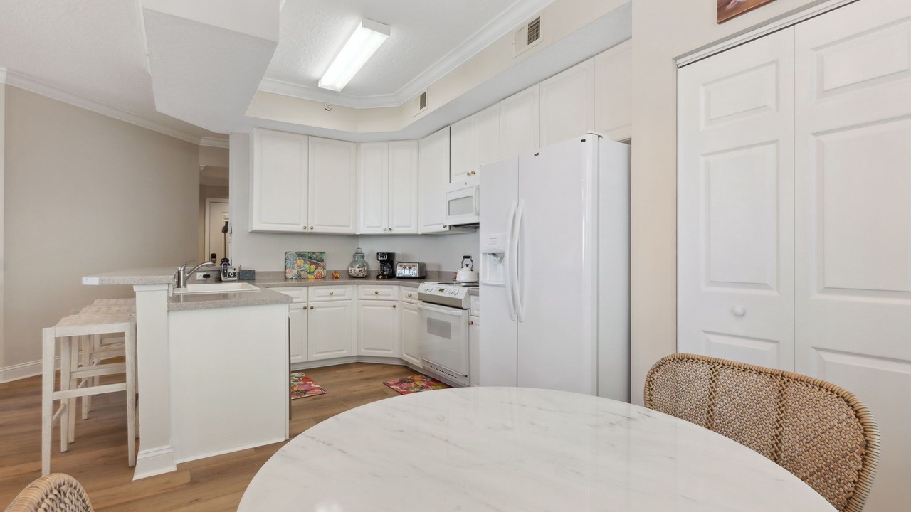 Photo of Kitchen in Amelia City