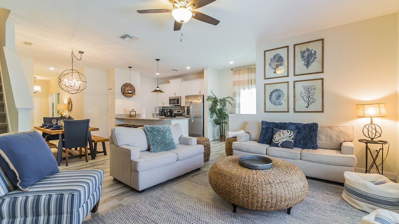Photo of Livingroom in Davenport