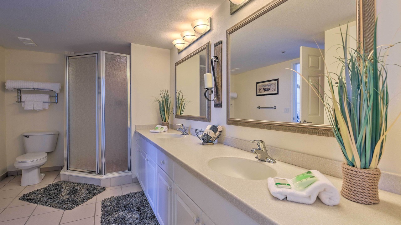 Photo of Bathroom in Ortona Park