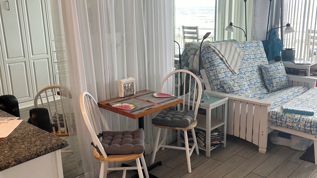 Photo of Livingroom in Ormond Beach