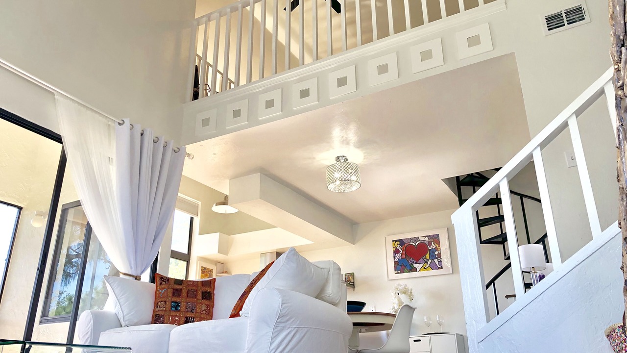 Photo of Livingroom in Palm River Estates