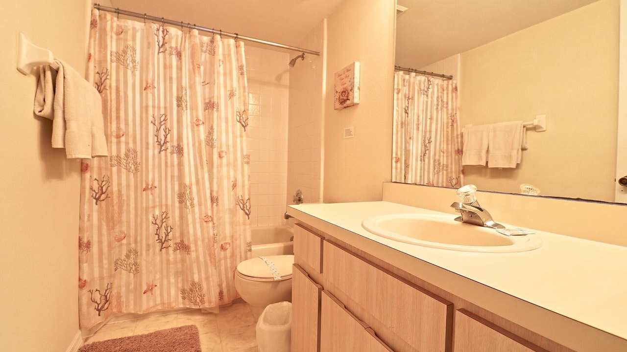 Photo of Bathroom in Lindfields
