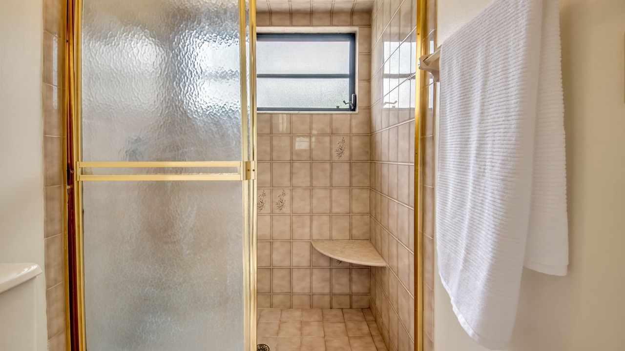 Photo of Bathroom in Caloosahatchee