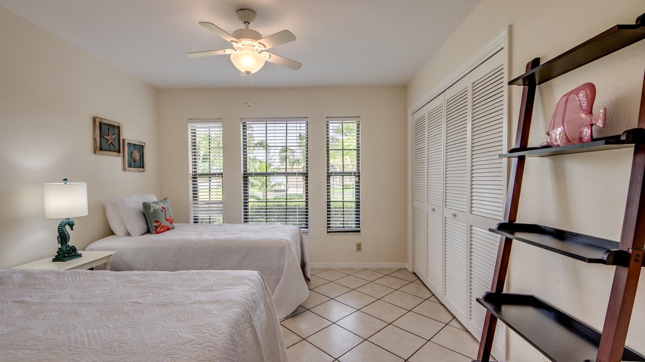 Photo of Bedroom in Caloosahatchee