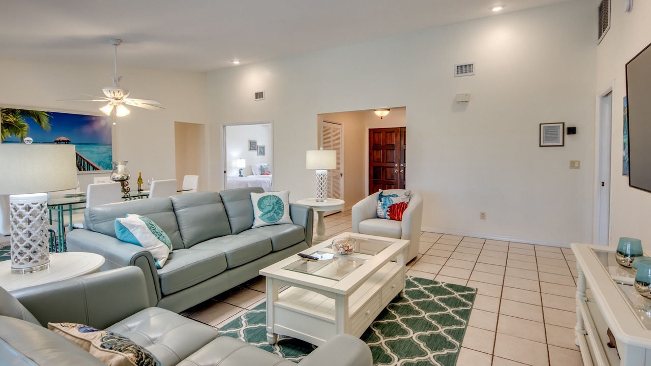 Photo of Livingroom in Caloosahatchee