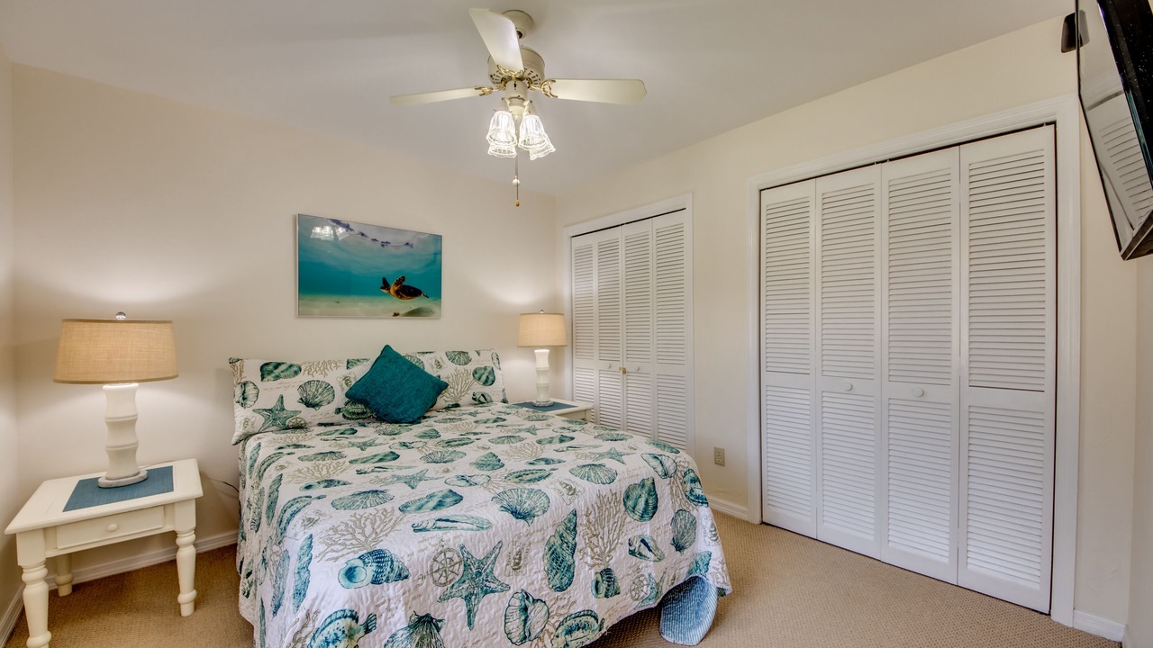 Photo of Bedroom in Caloosahatchee