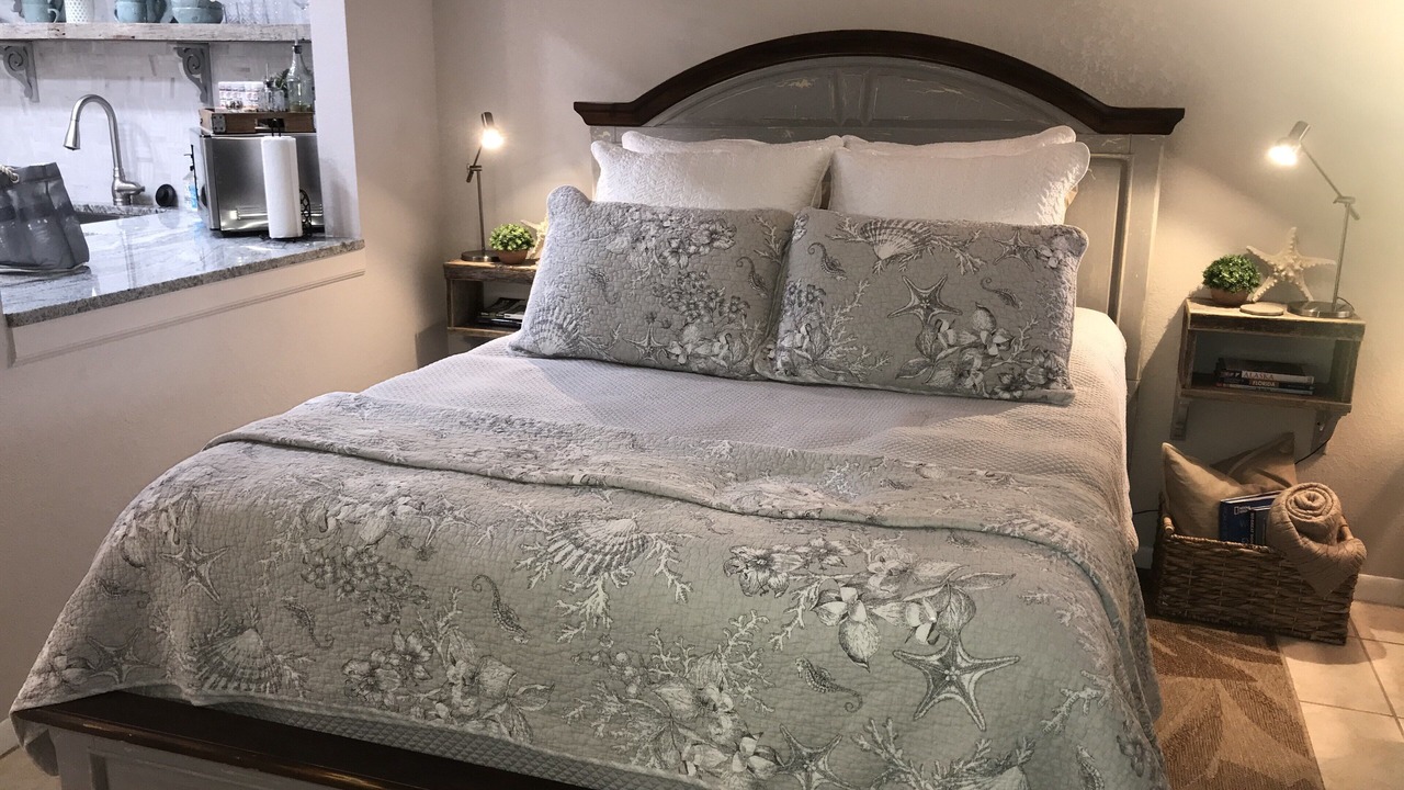Photo of Bedroom in Sand Key