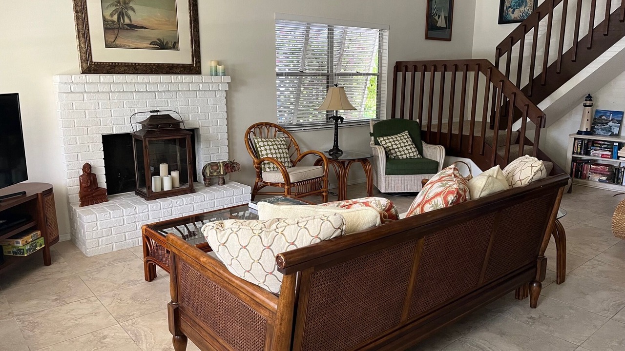 Photo of Livingroom in Riverview Estates