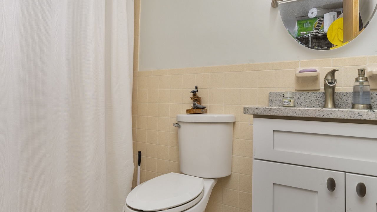 Photo of Bathroom in Hudson Beach Estates