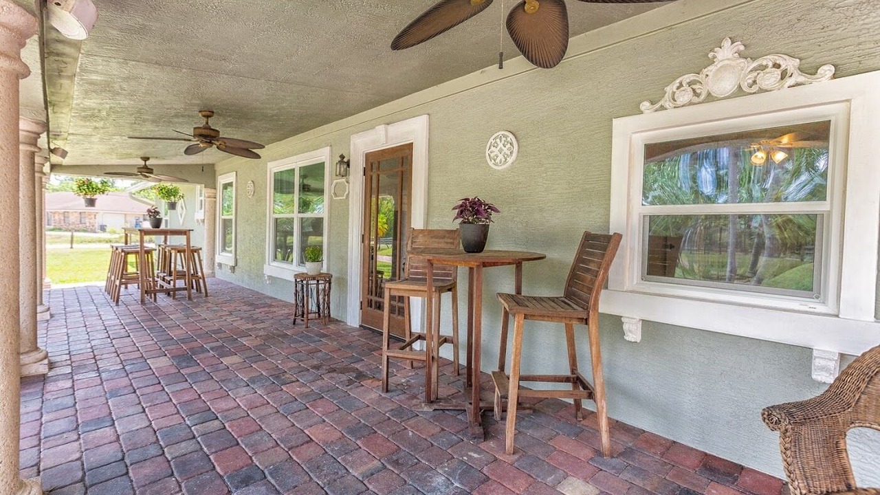 Photo of Outdoor in Jupiter Farms