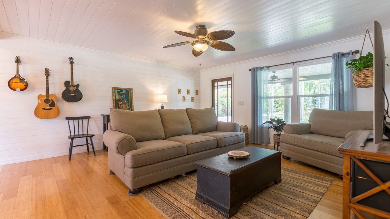 Photo of Livingroom in Jupiter Farms