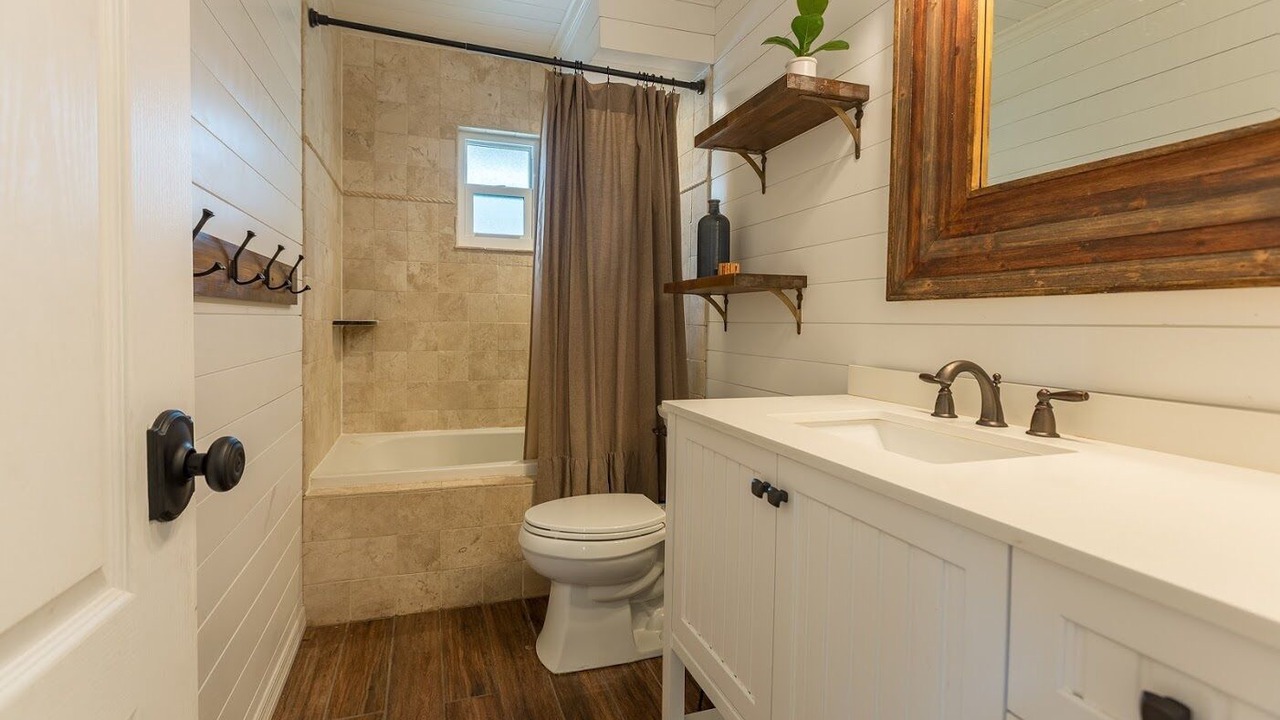 Photo of Bathroom in Jupiter Farms