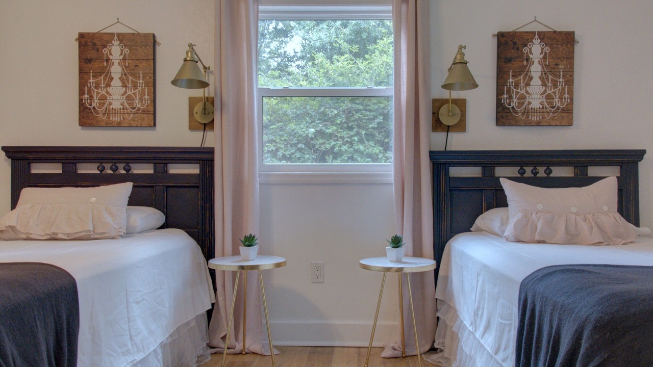 Photo of Bedroom in Jupiter Farms
