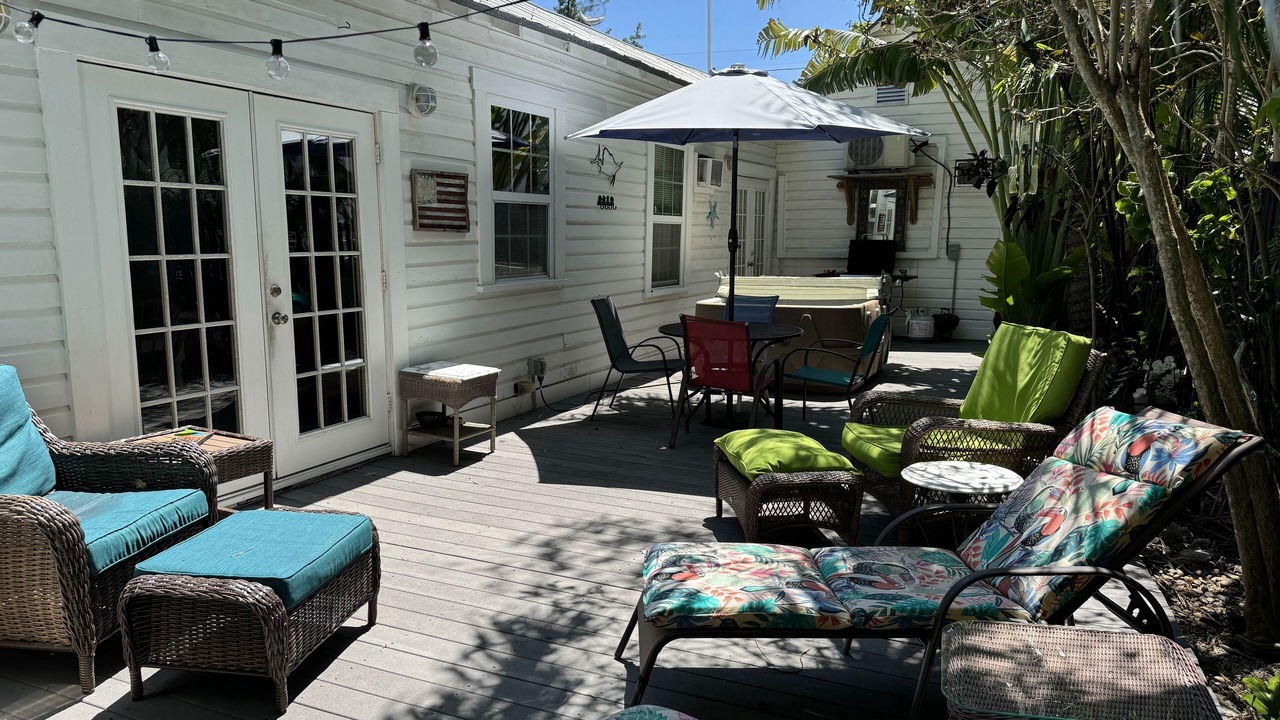 Photo of Outdoor in White Street Gallery District