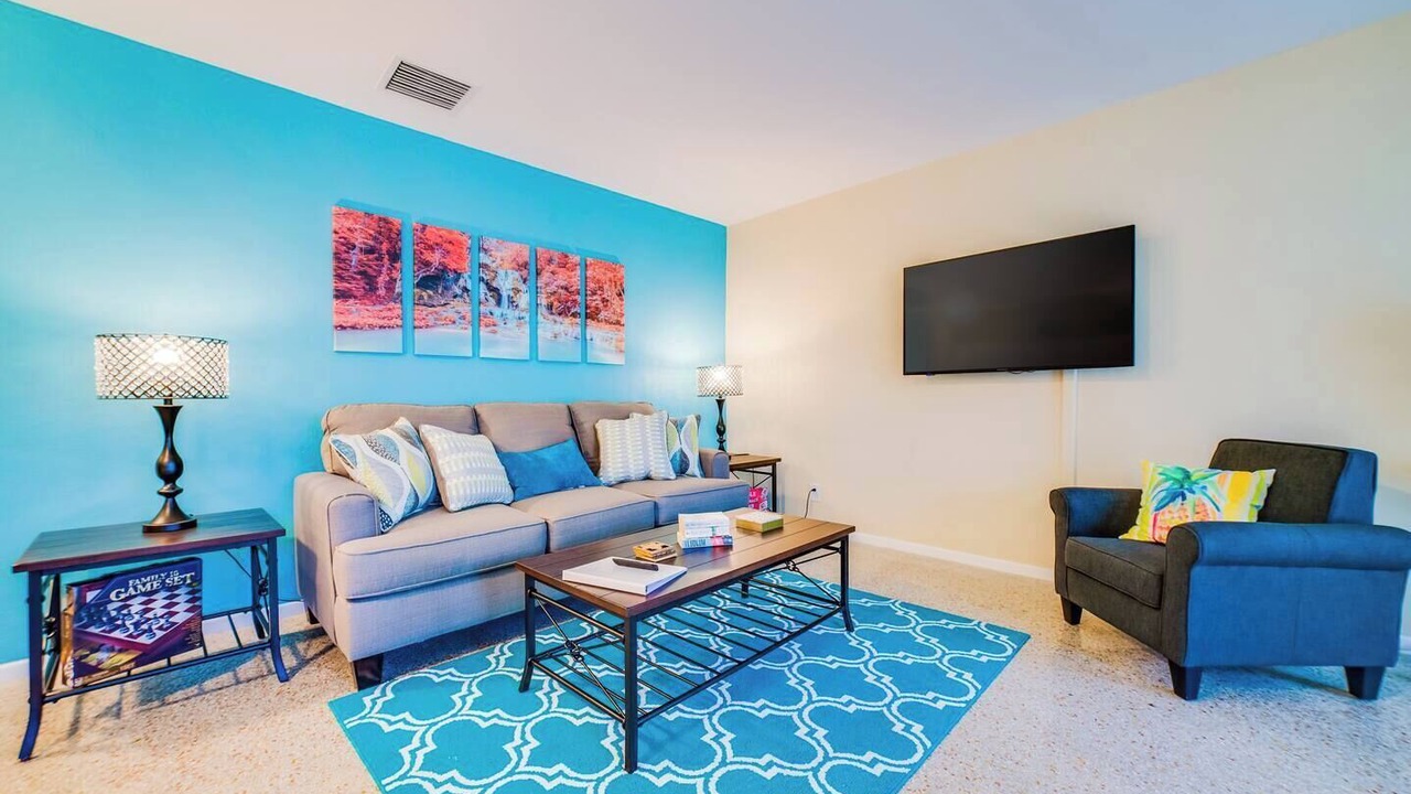 Photo of Livingroom in Poinsettia Heights