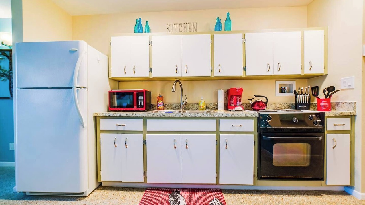 Photo of Kitchen in Poinsettia Heights