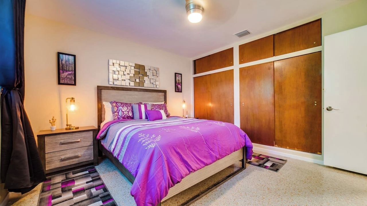 Photo of Bedroom in Poinsettia Heights