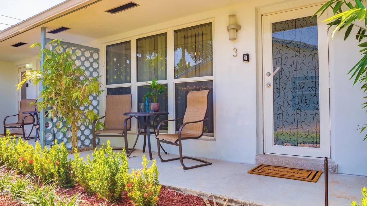 Photo of Patio Balcony in Poinsettia Heights