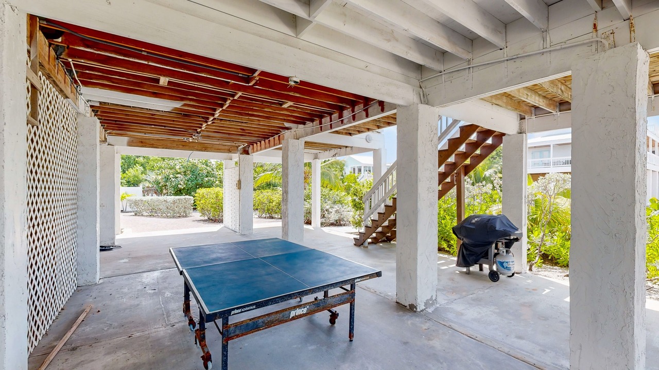Photo of Patio Balcony in Cutthroat Harbor Estates