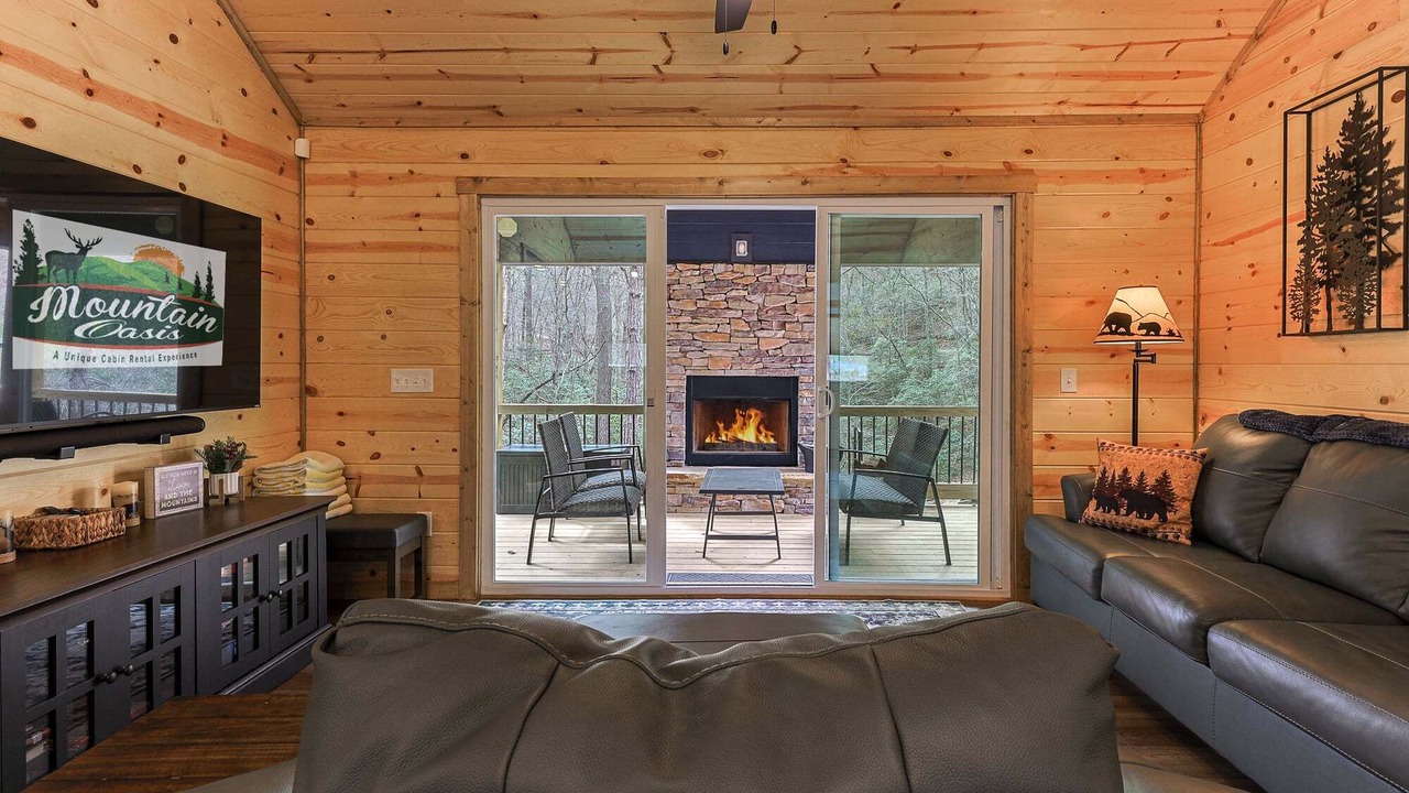 Photo of Livingroom in Ellijay