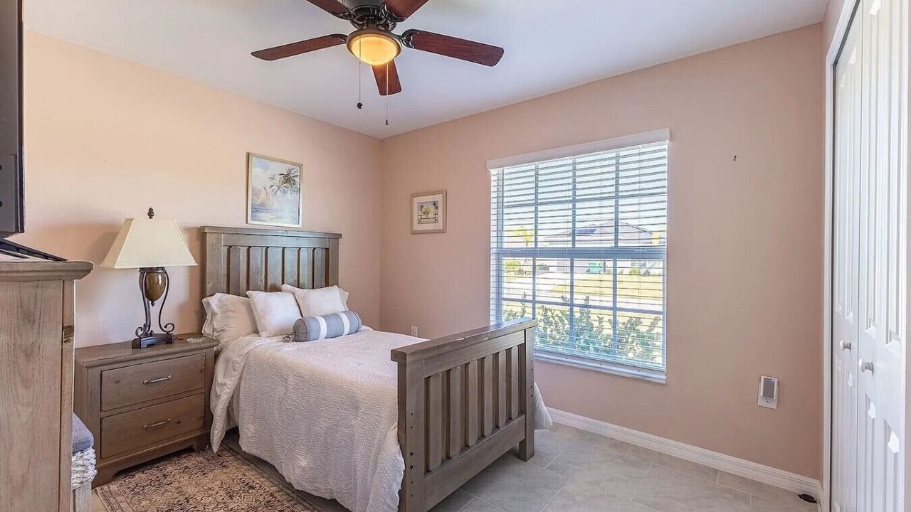 Photo of Bedroom in Rotonda Lakes