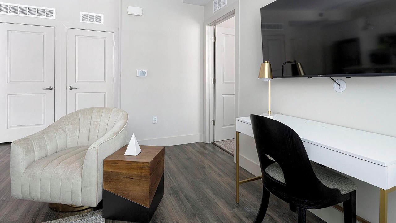 Photo of Livingroom in West 1st Street