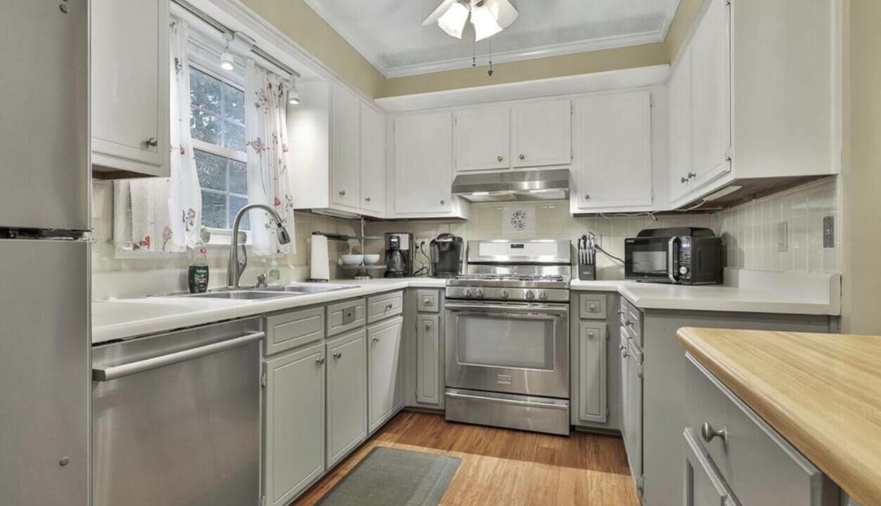 Photo of Kitchen in Peachtree City