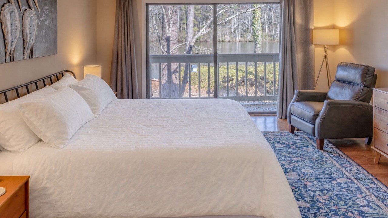 Photo of Bedroom in Columbia