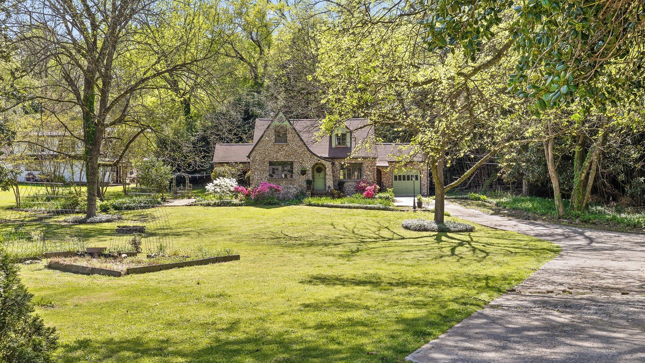 Photo of Outdoor in Red Bank