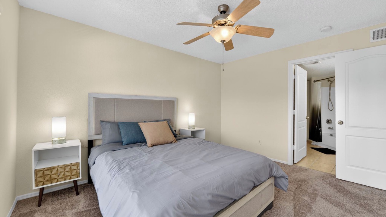 Photo of Bedroom in Winter Springs